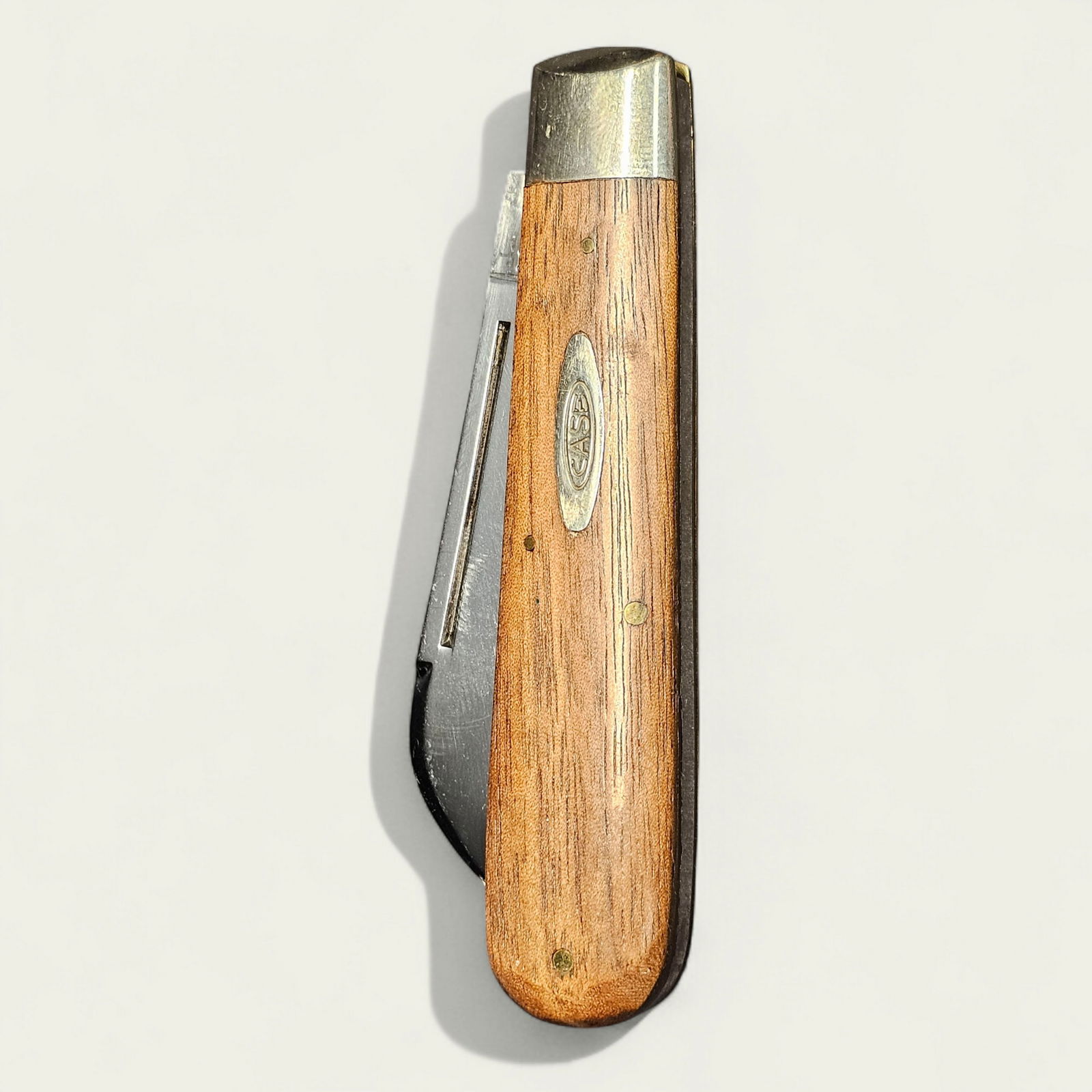 Case XX 11031-SH 2 dots 1978 Rope Knife: Case XX 11031-SH 2 dots 1978 Rope Knife. Stainless blade with walnut wood handle. Open: 6 1/4", closed: 3 1/2".