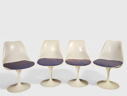 Eero Saarinen "Tulip" Dining Chairs Model #151: Eero Saarinen "Tulip" Dining Chairs Model #151, Knoll & Associates, USA, 1956, MCM. Enameled steel and aluminum, fiberglass and upholstery. 19w x 21d x 32h Sh- 18