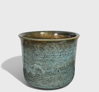 MCM Zanesville Pottery Planter: MCM Zanesville Pottery Planter, USA, 1960. Glazed stoneware. 14dia x 11h