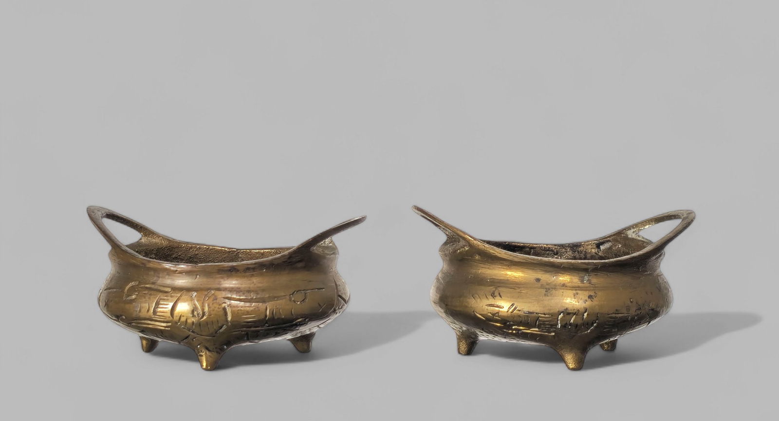 Qing Dynasty Style Chinese Bronze Censors (1 of 7)