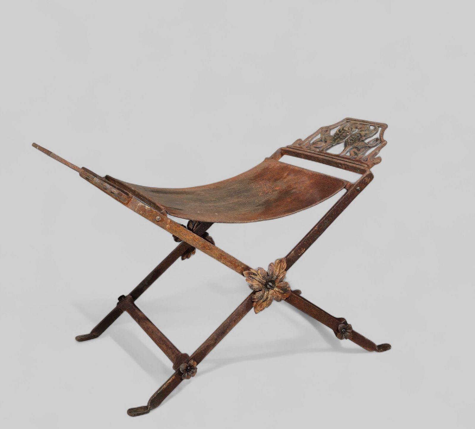 Wing Griffin Oscar Back Style Stool (1 of 8)