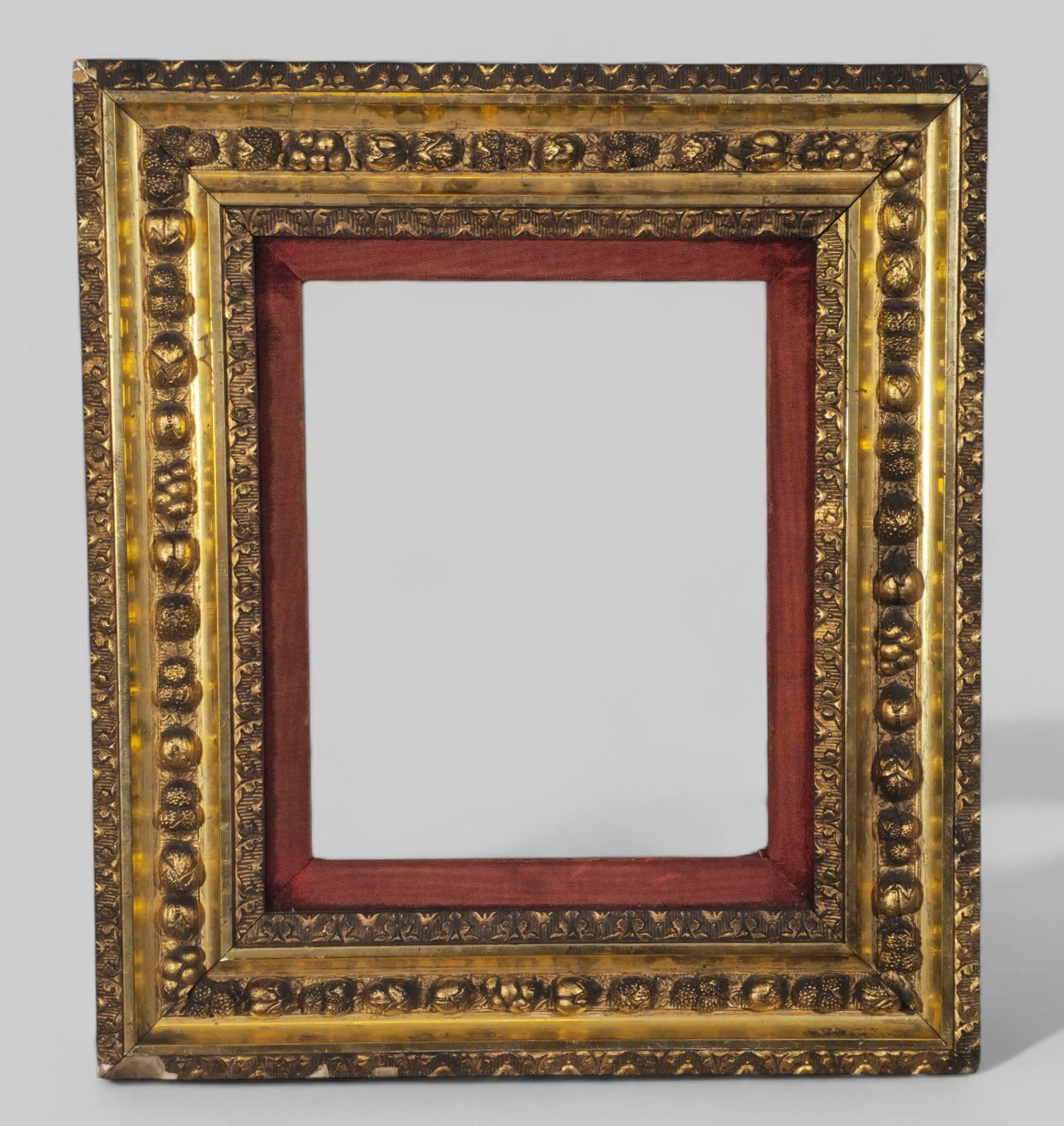 1920s High Relief Gilt Fruit & Acorn Frame (1 of 8)