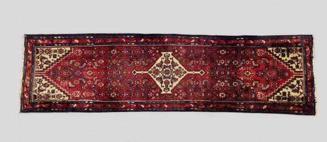 Hamadan Runner