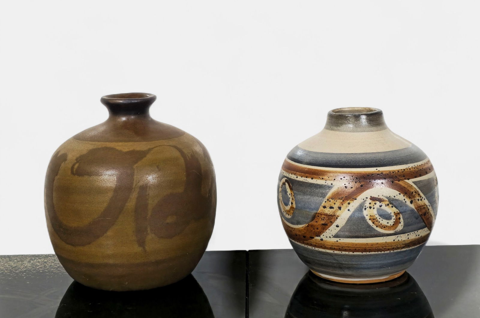 Stoneware Designs West and Pacific Stoneware Studio Pottery Vases (1 of 11)