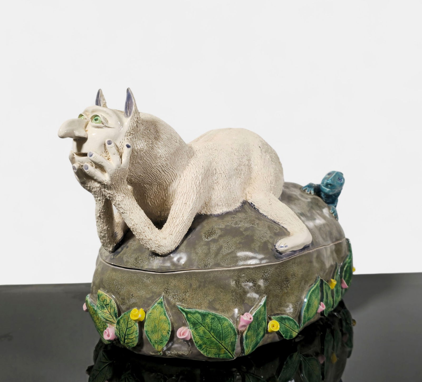 Jody Marx Knoop Lidded Ceramic Fantasy Creature Sculpture (1 of 9)