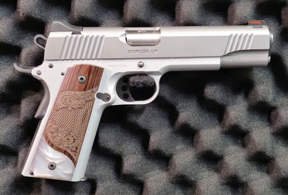 Kimber Stainless LW 1911-style .45 Semi-automatic Pistol
