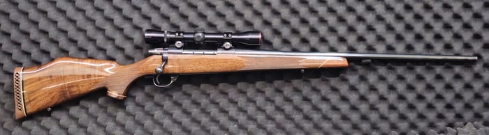 Weatherby Mark V Bolt-action .270 Rifle