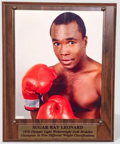 Sugar Ray Leonard autographed display plaque