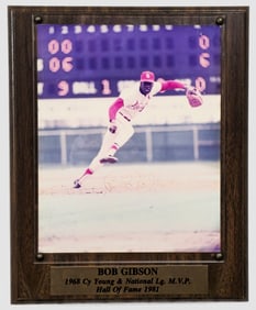 Bob Gibson – 1968 Cy Young & National League MVP, Hall of Fame 1981 autographed photographic