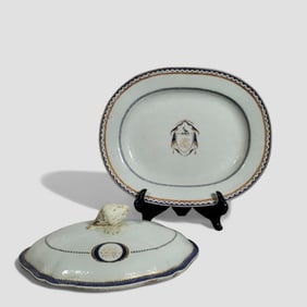 18th Century Chinese Export Qianlong Armorial Porcelain Platter and Tureen Lid