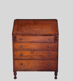 Early 19th Century Connecticut Slant Front Desk