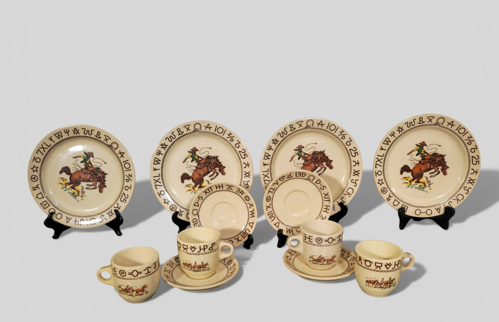 Wallace China Westward Ho Rodeo Tableware (1 of 7)