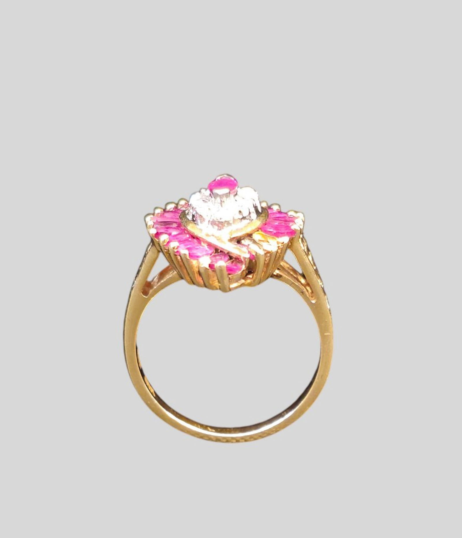 10K Gold Ring With Diamonds and Ruby Cocktail Ring - 2