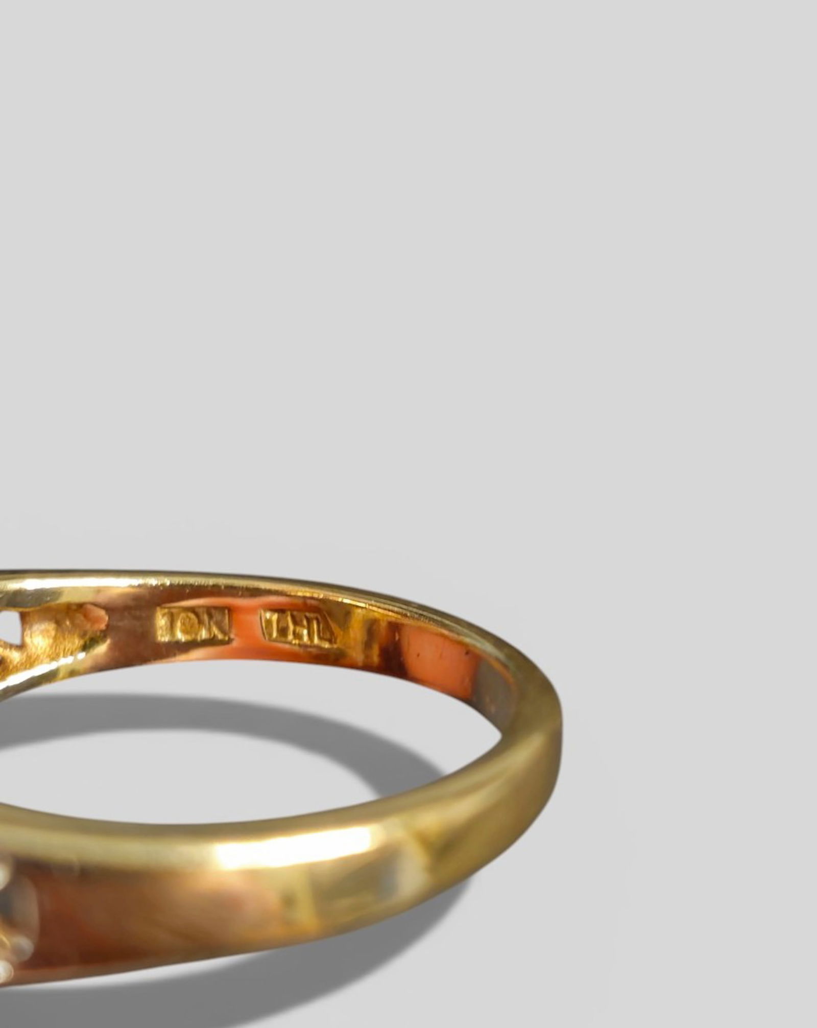 10K Gold Ring With Diamonds and Ruby Cocktail Ring - 4