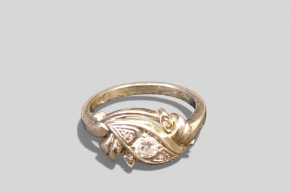 14K Gold & Diamon Ring