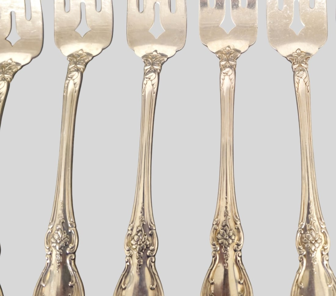 Towle Old Master Sterling Silver Flatware - 8