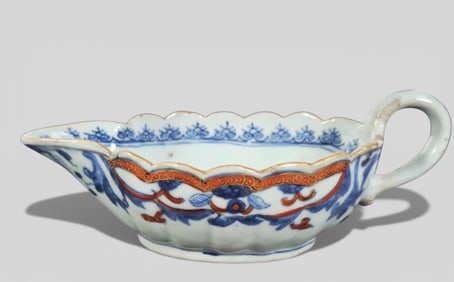 18th Century Chinese Export Porcelain Gravy Bowl