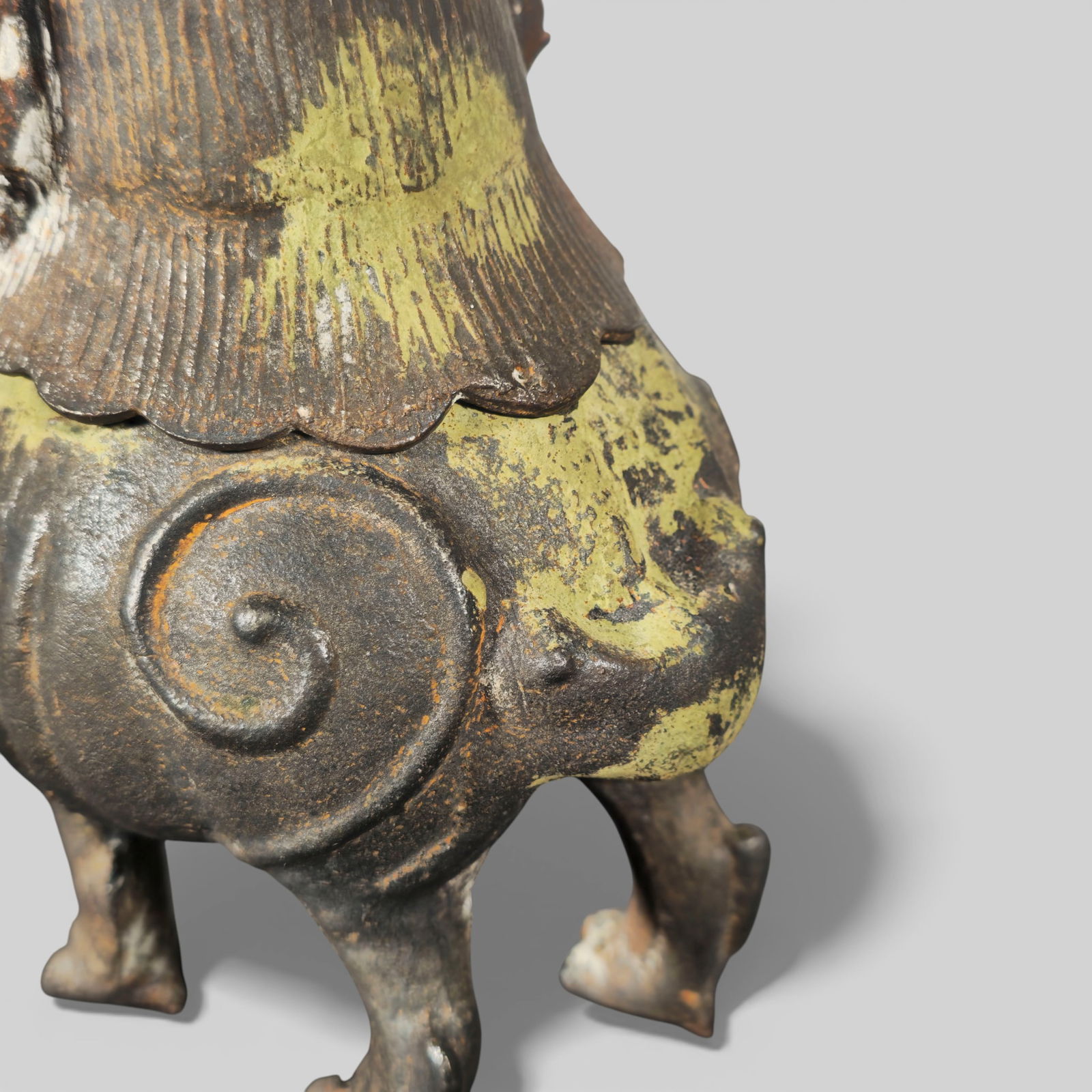 Chinese Cast Iron Luduan Censer, Ming Dynasty - 8