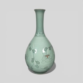 Korean Celadon Crackle‑Glazed Bottle Vase with Iron‑Red Lotus Decoration