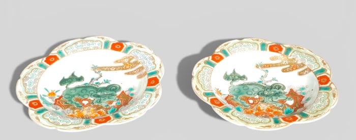 Pair of Japanese Arita Imari Ware Footed Plates, Late 17th–Early 18th Century