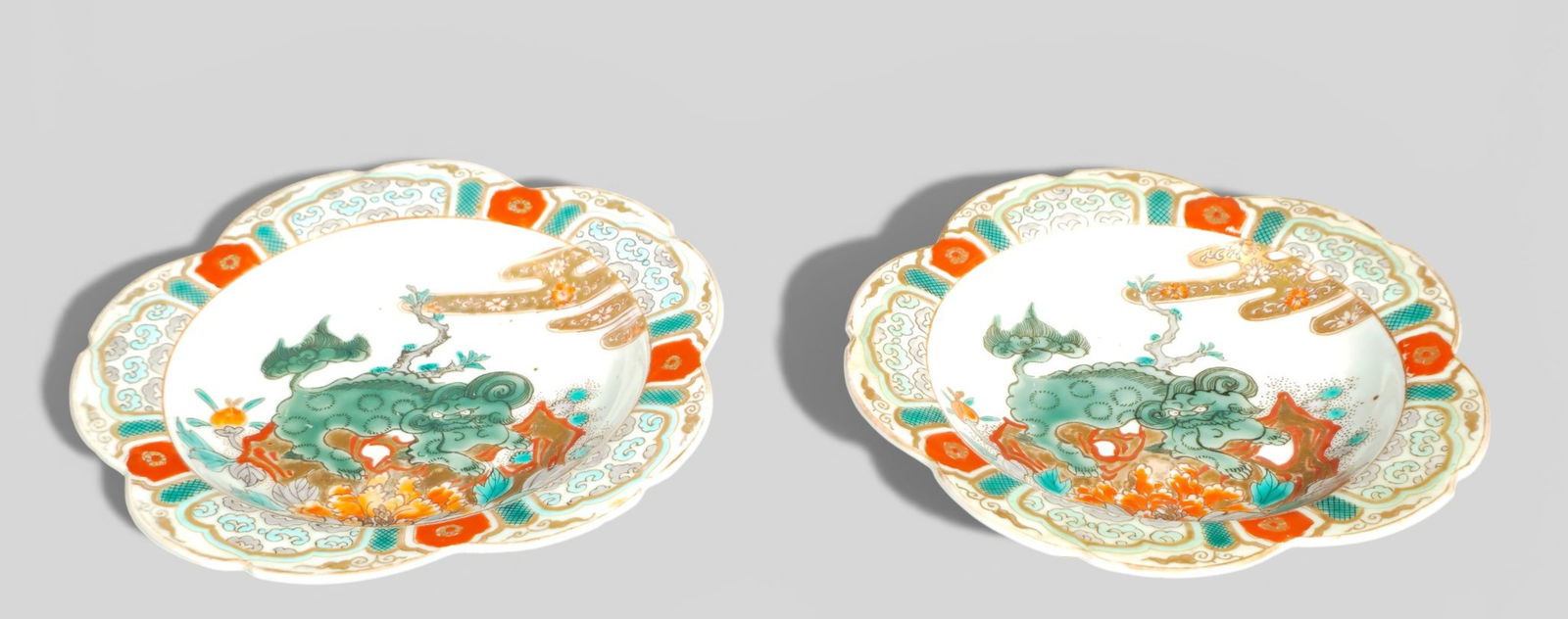 Pair of Japanese Arita Imari Ware Footed Plates, Late 17th–Early 18th Century (1 of 12)