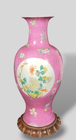 19th Century Chinese Famille Rose Porcelain Vase