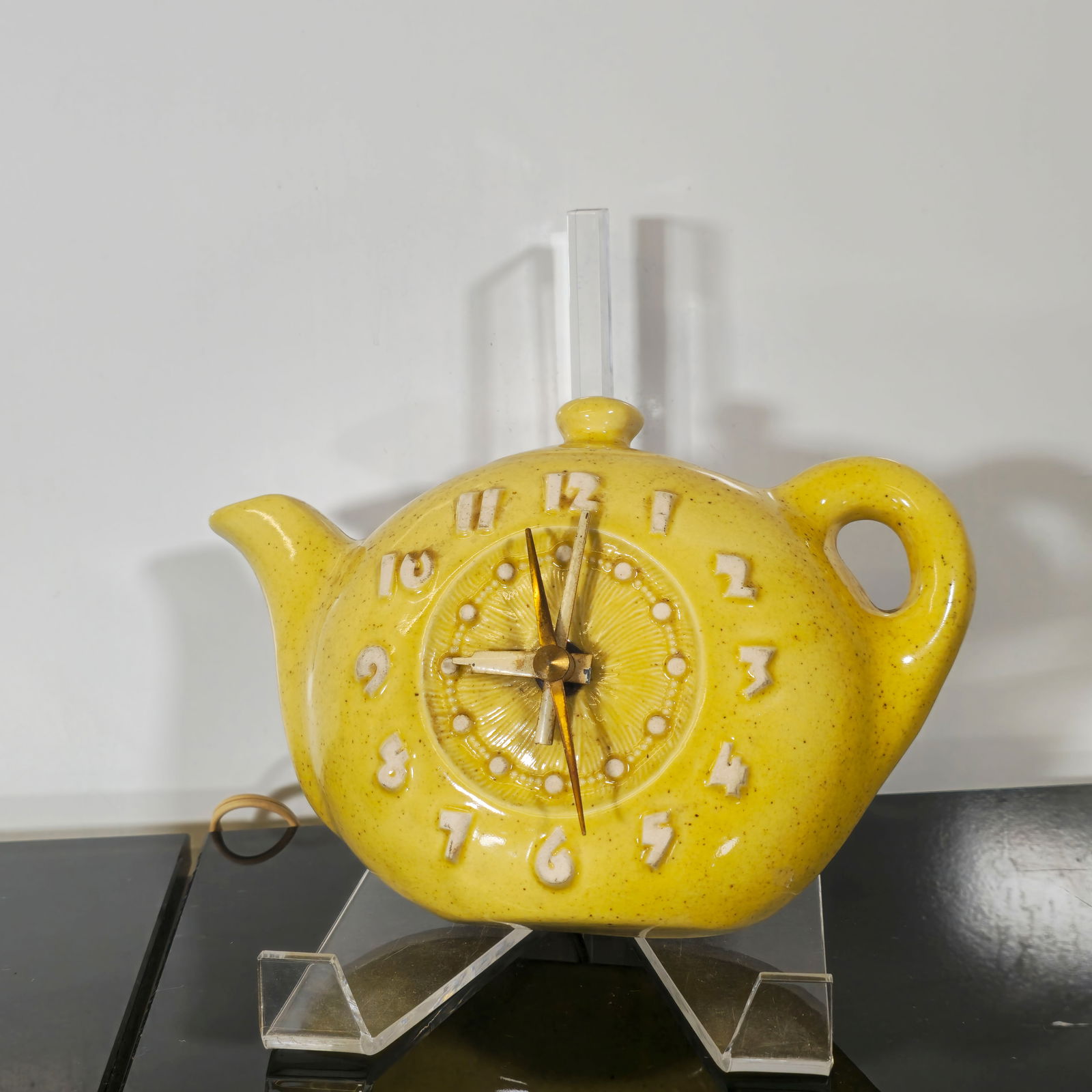 Russell Wright Harkerware Corral Wall Clock and Teapot Wall Clock - 7