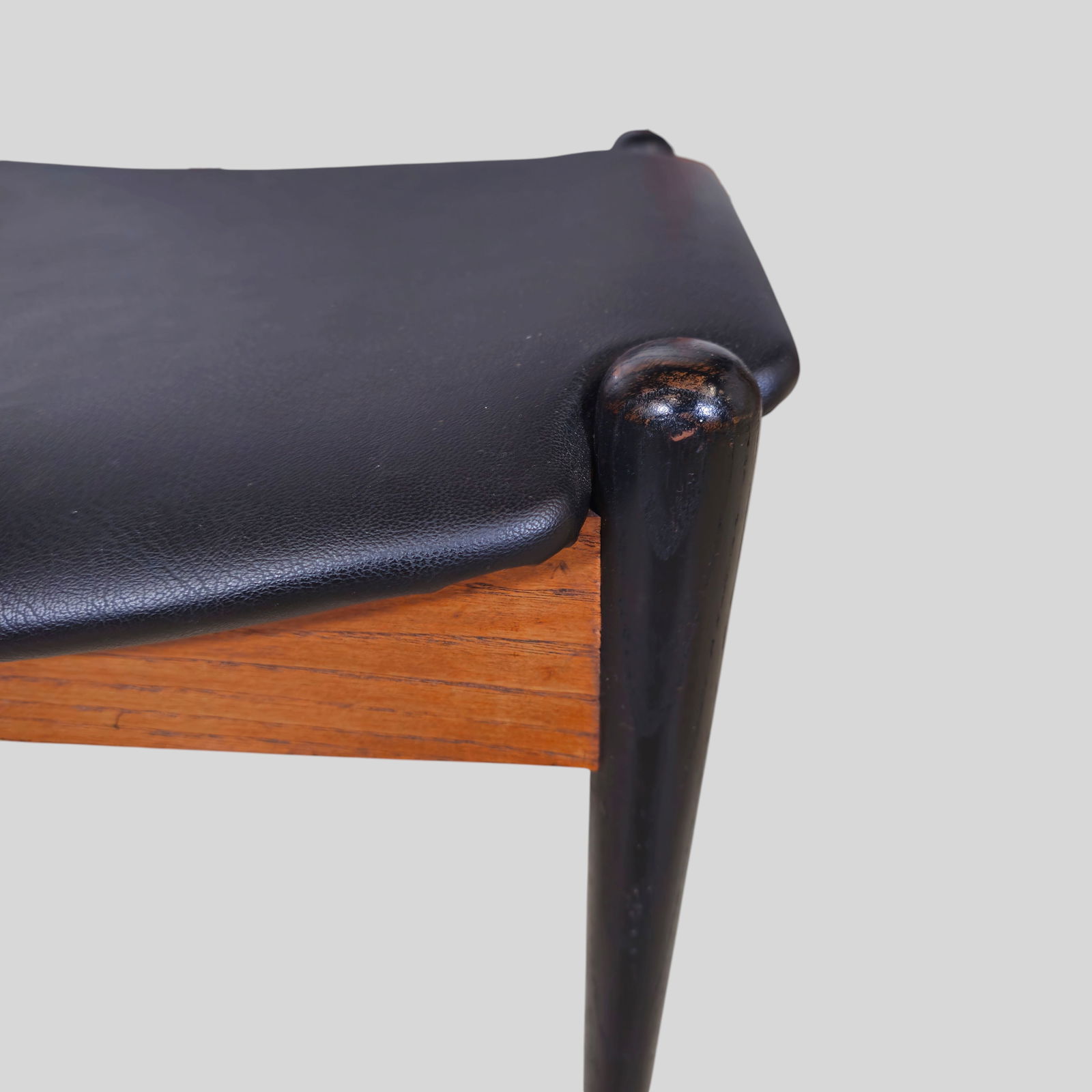 Arthur Umanoff Stools, Model 3007 - 2
