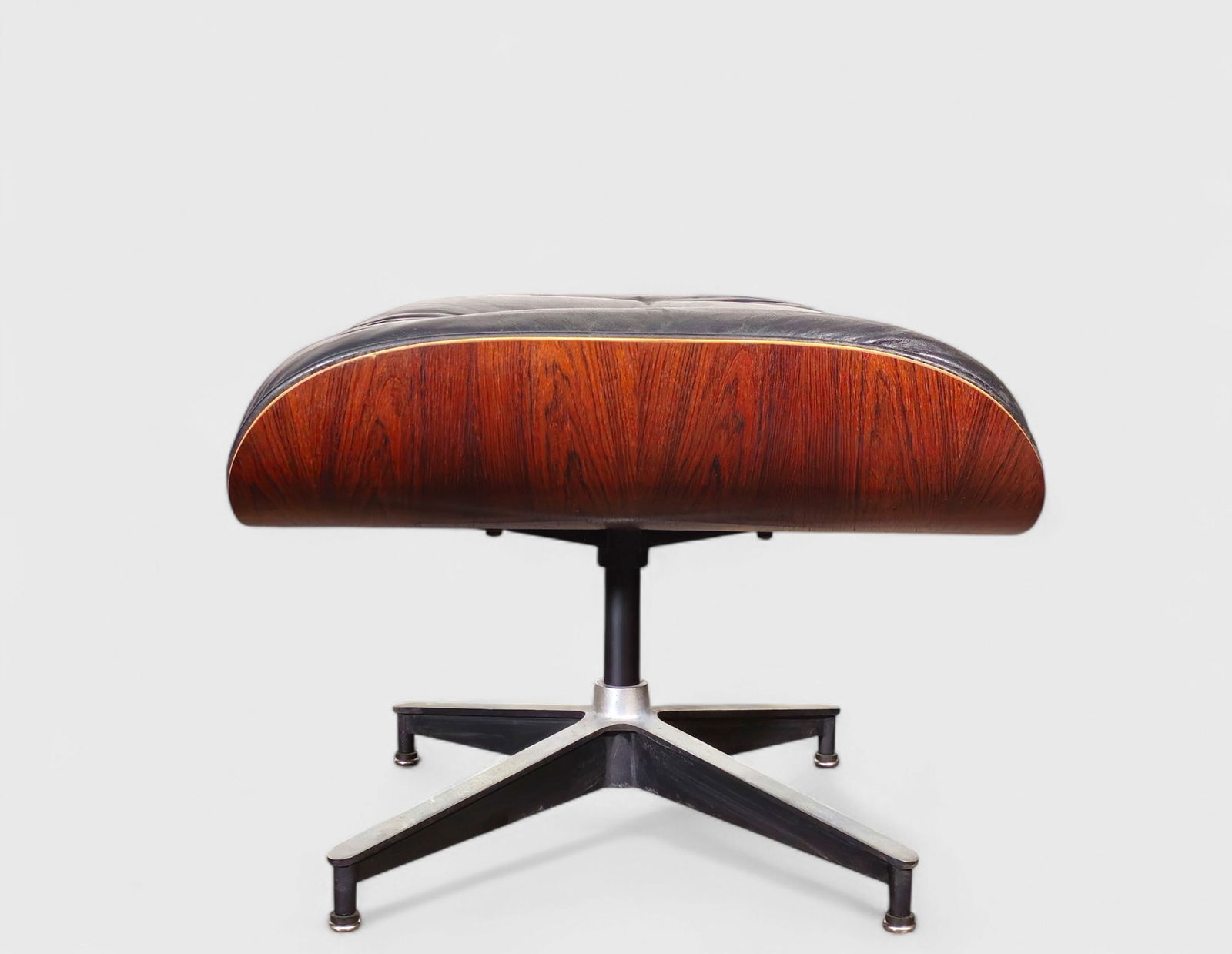 Charles & Ray Eames 671 Ottoman - 2