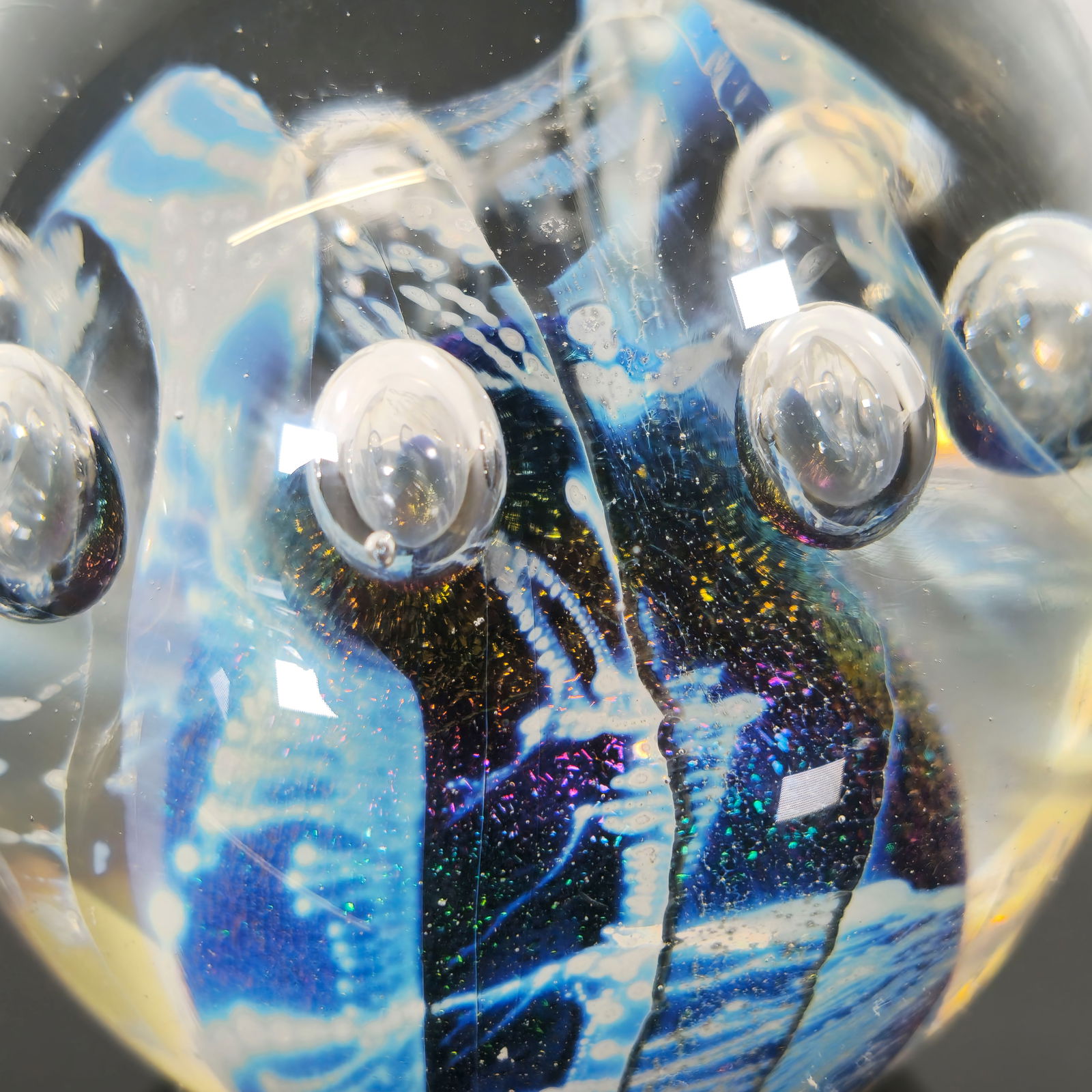 Robert Eickholt Art Glass Paperweight - 5