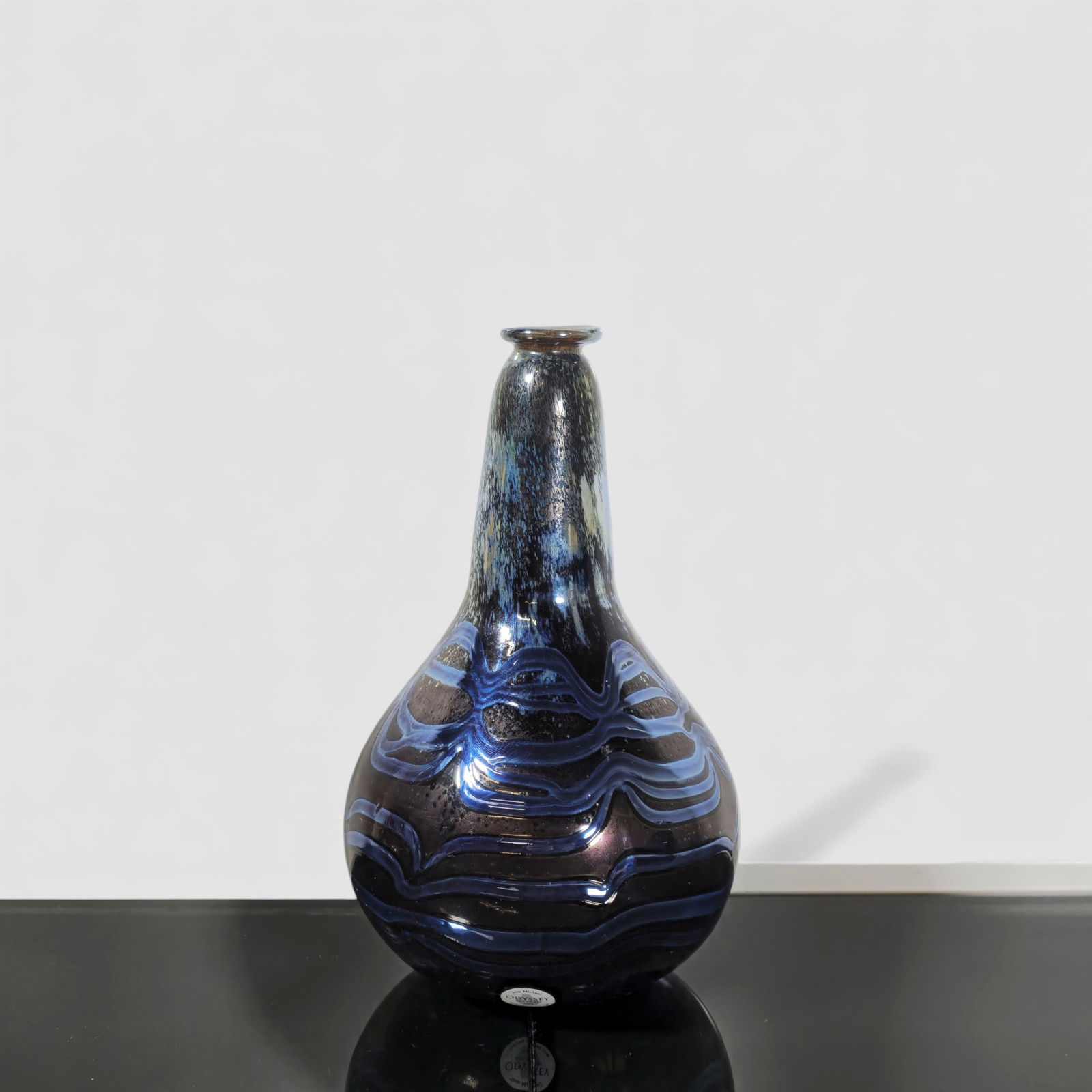 Tom Michael Studio Art Glass Vase (1 of 8)