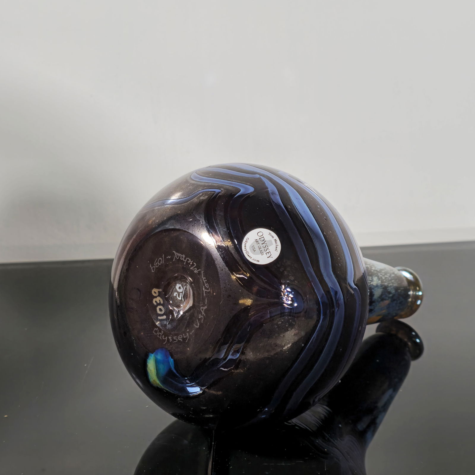 Tom Michael Studio Art Glass Vase - 6