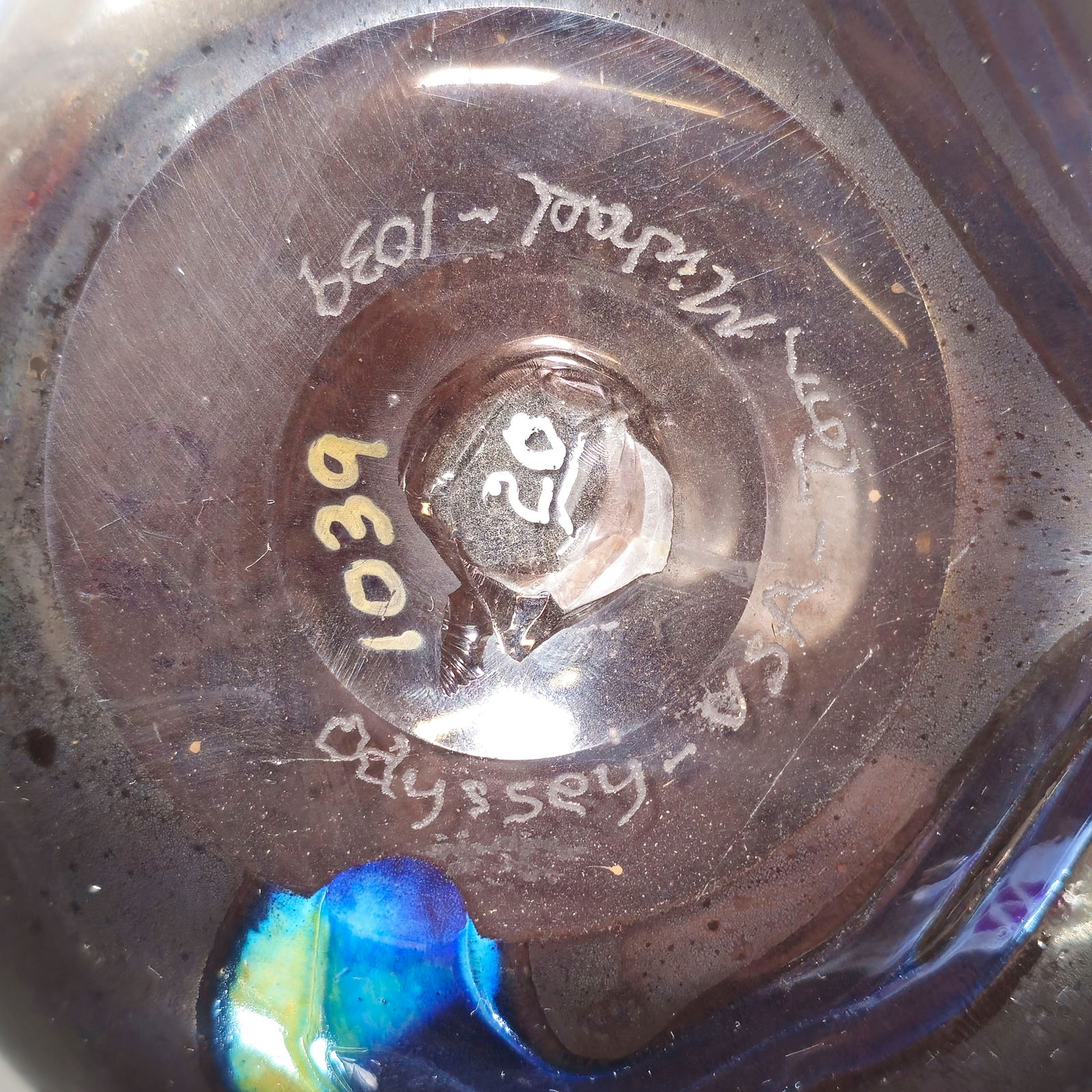 Tom Michael Studio Art Glass Vase - 8