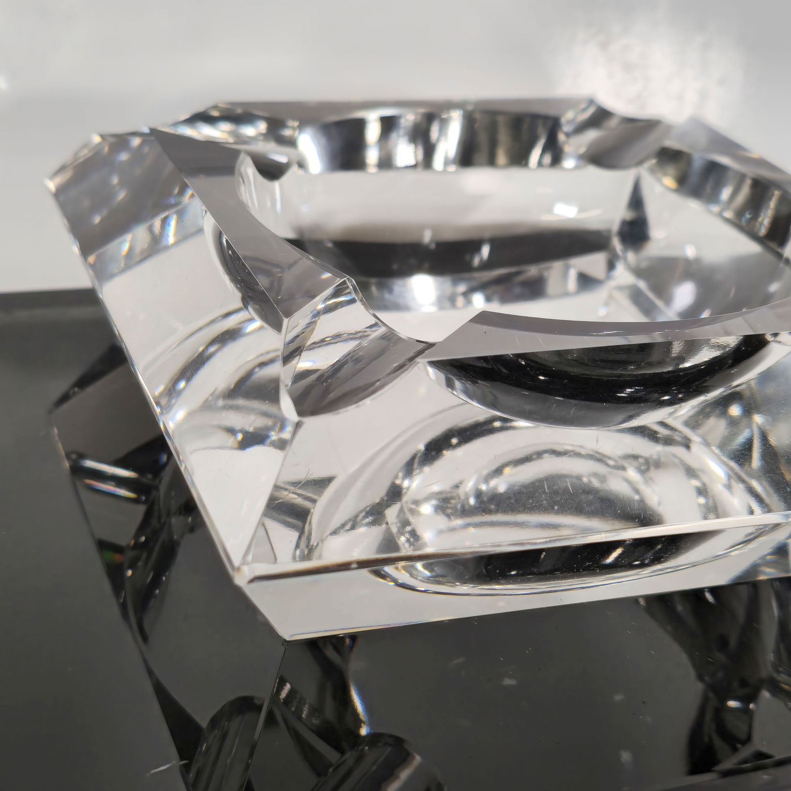 Steuben Crystal Ashtray - 4