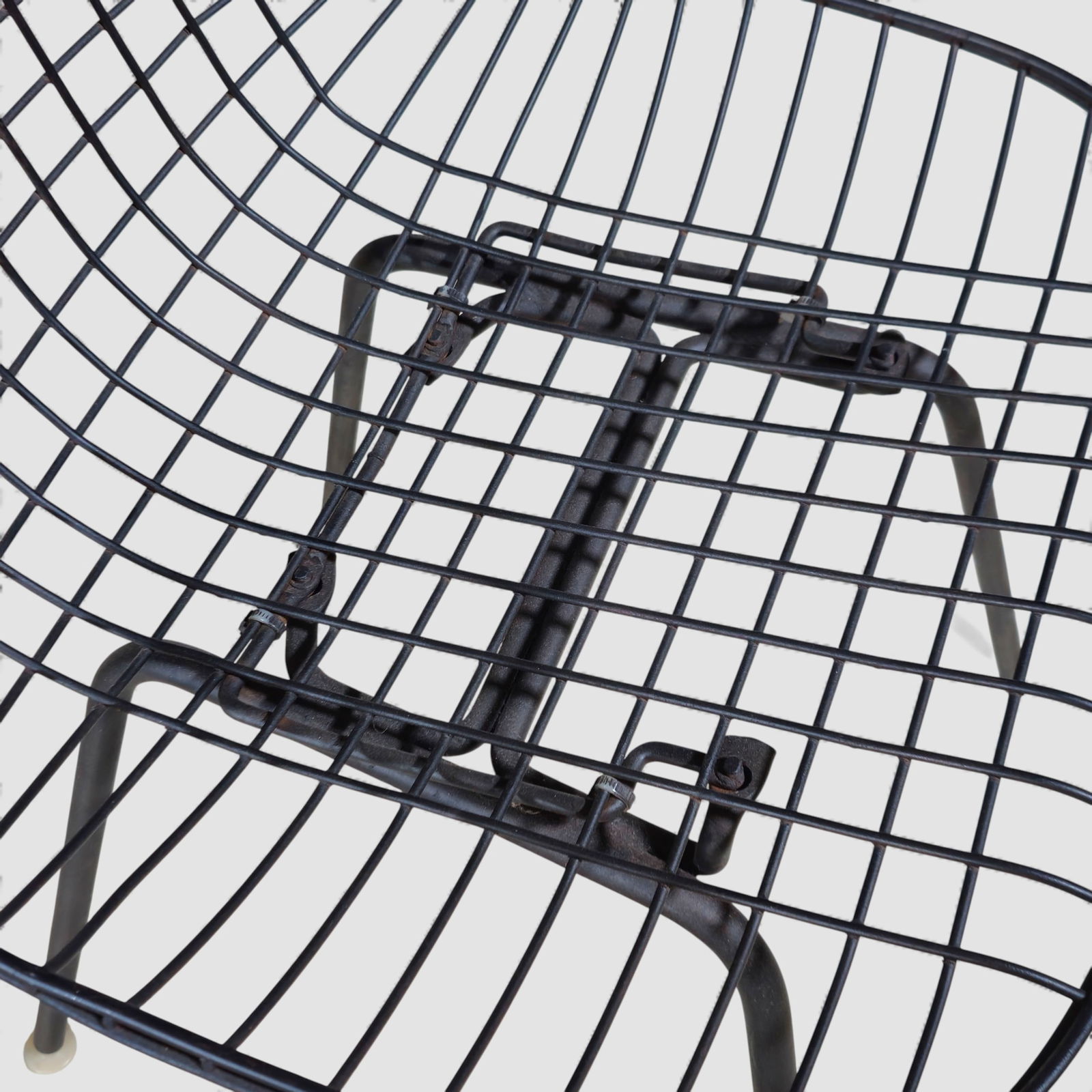 Charles and Ray Eames DKX-1's - 7