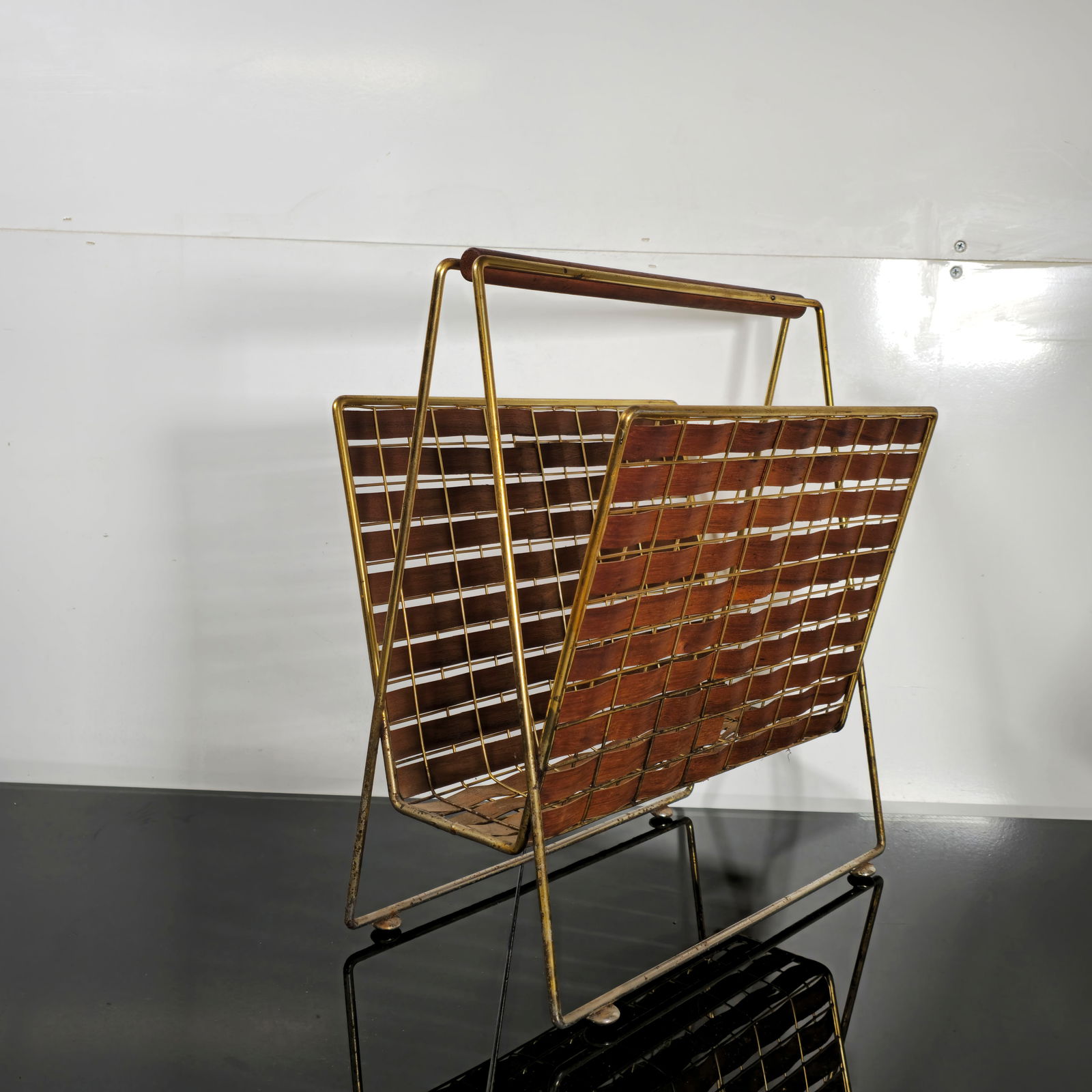 Tony Paul Interface Magazine Rack, Model 577 - 6