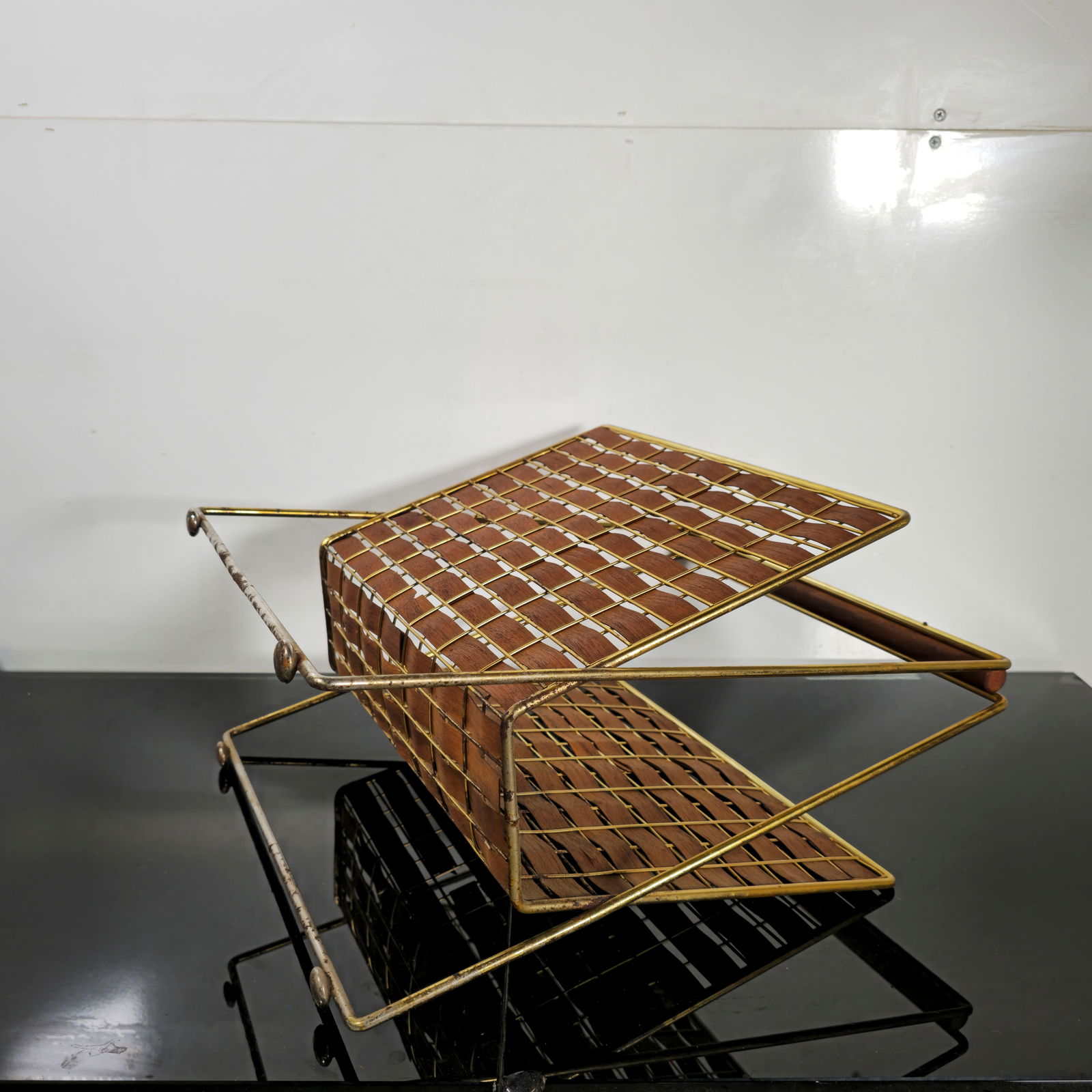 Tony Paul Interface Magazine Rack, Model 577 - 9