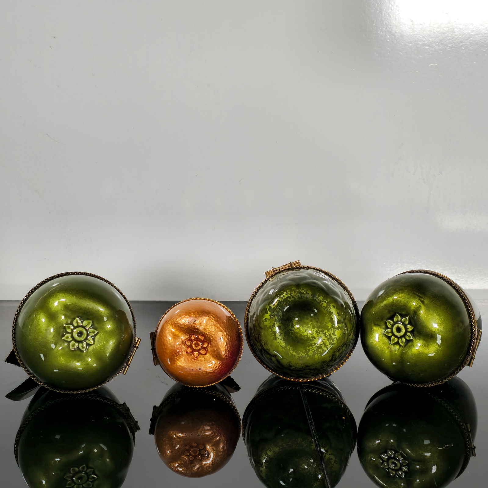 Evans Enamel Table Lighters - 13