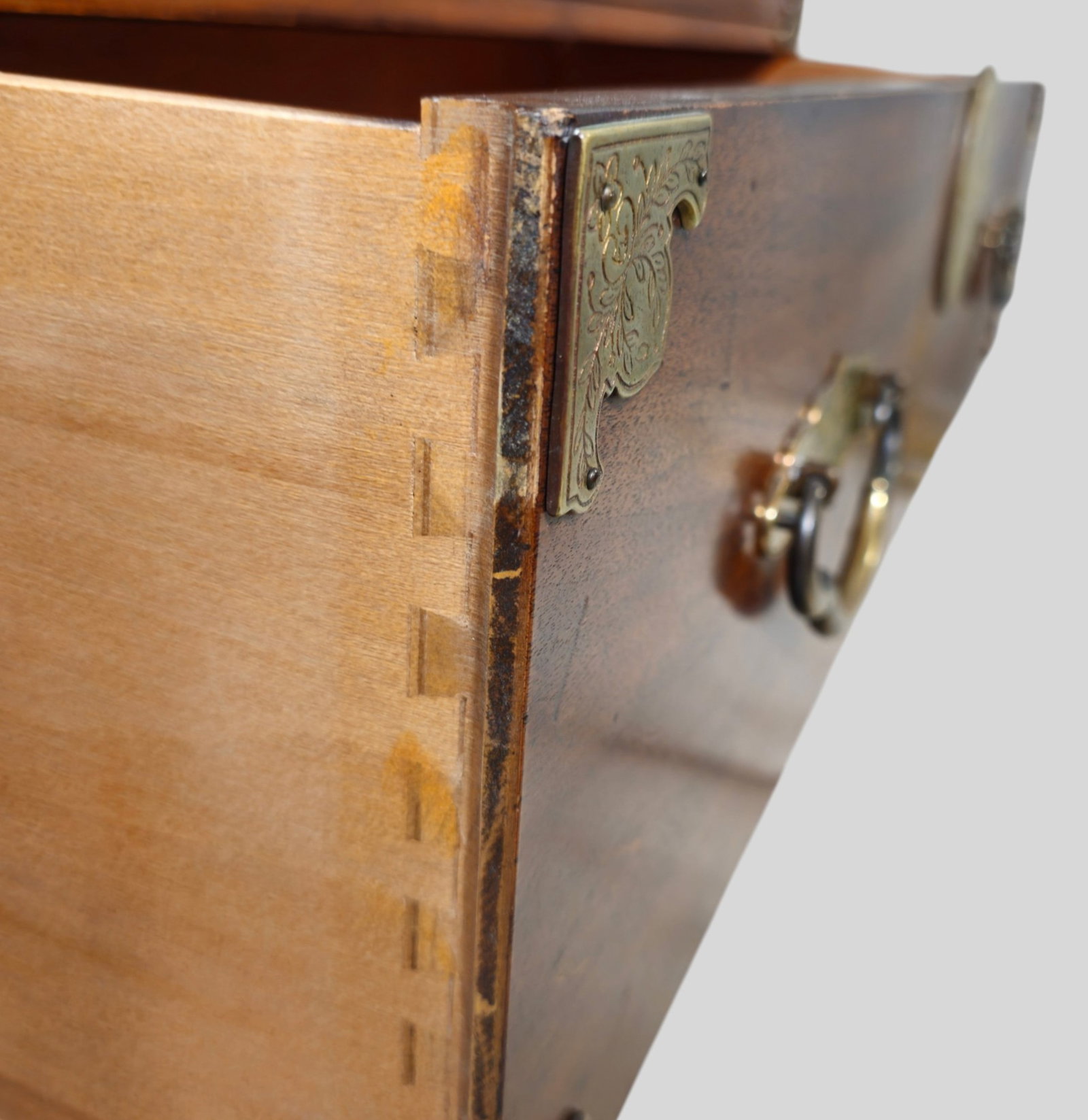 Henredon Tansu/Bedside Chest, Pair - 9