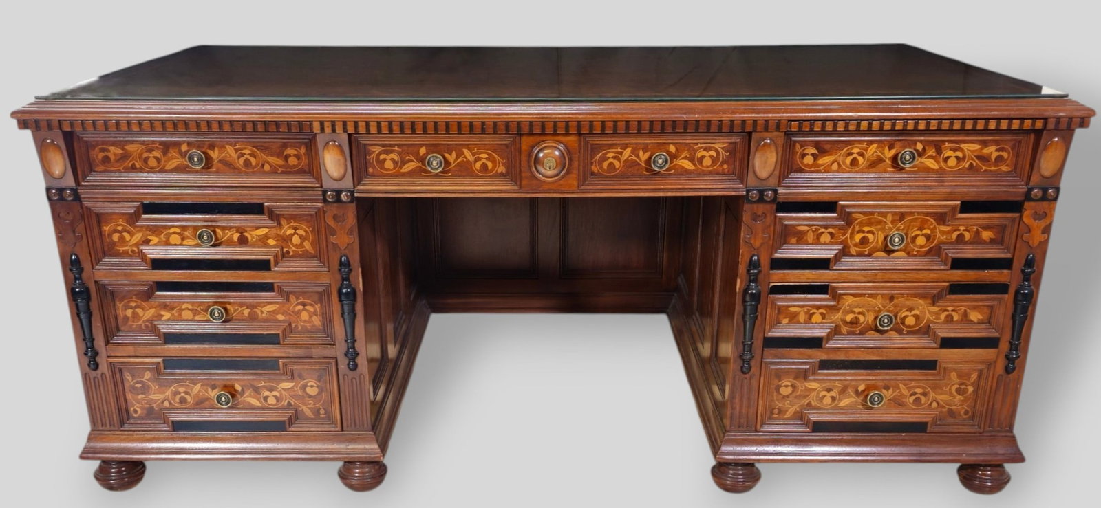 Stow Davis Walnut Inlay Executive Desk (1 of 17)