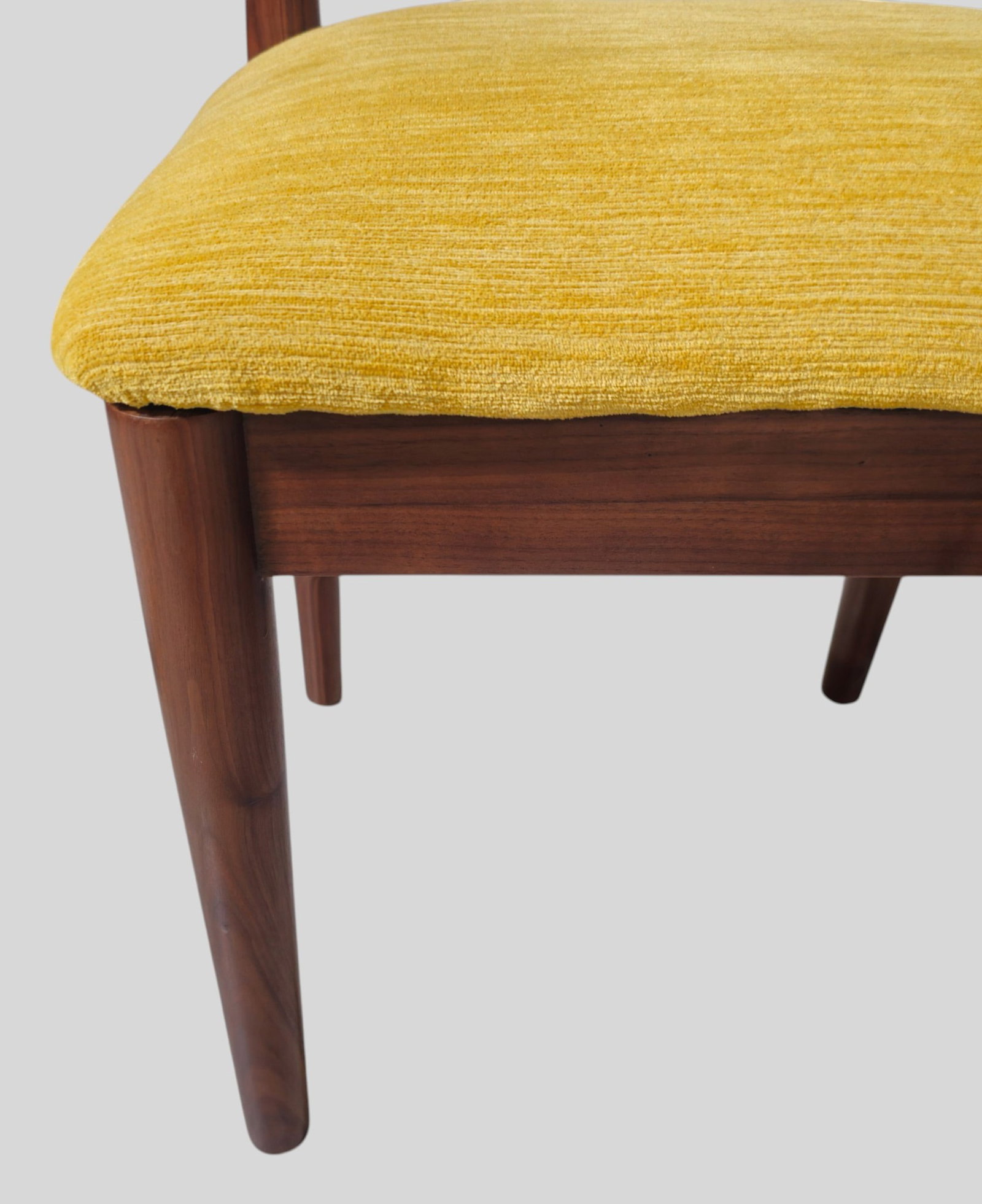Hans Olsen Style Side Chairs - 4
