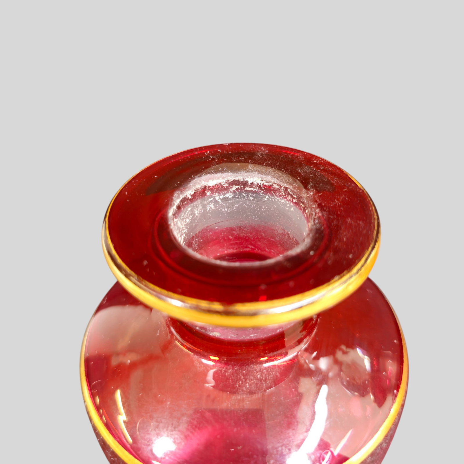 St. Louis Attribution Cranberry Vanity Set - 15