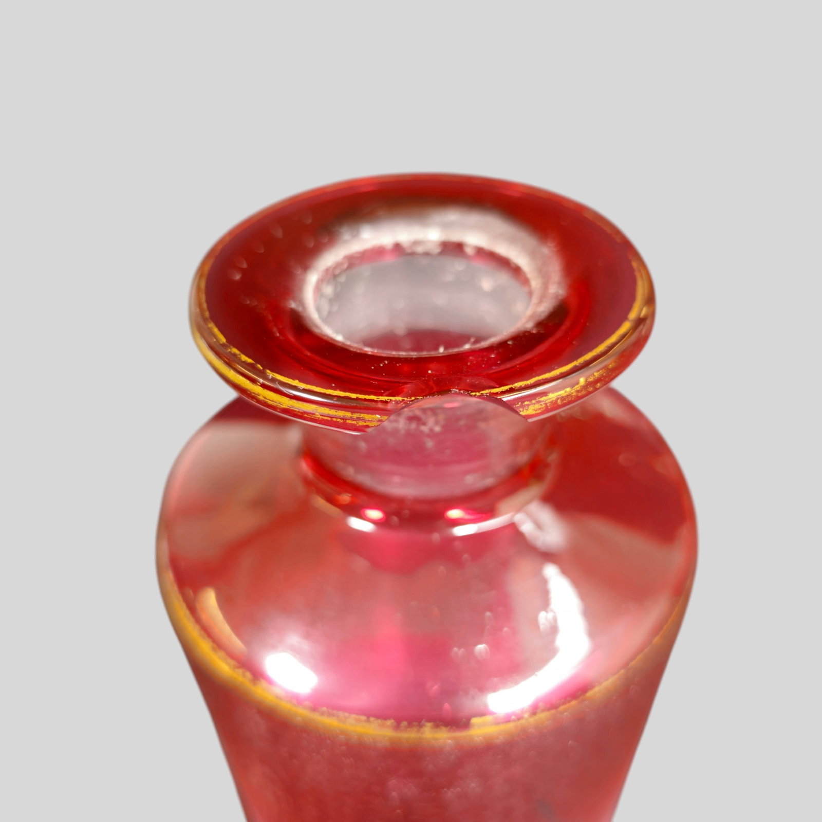 St. Louis Attribution Cranberry Vanity Set - 6