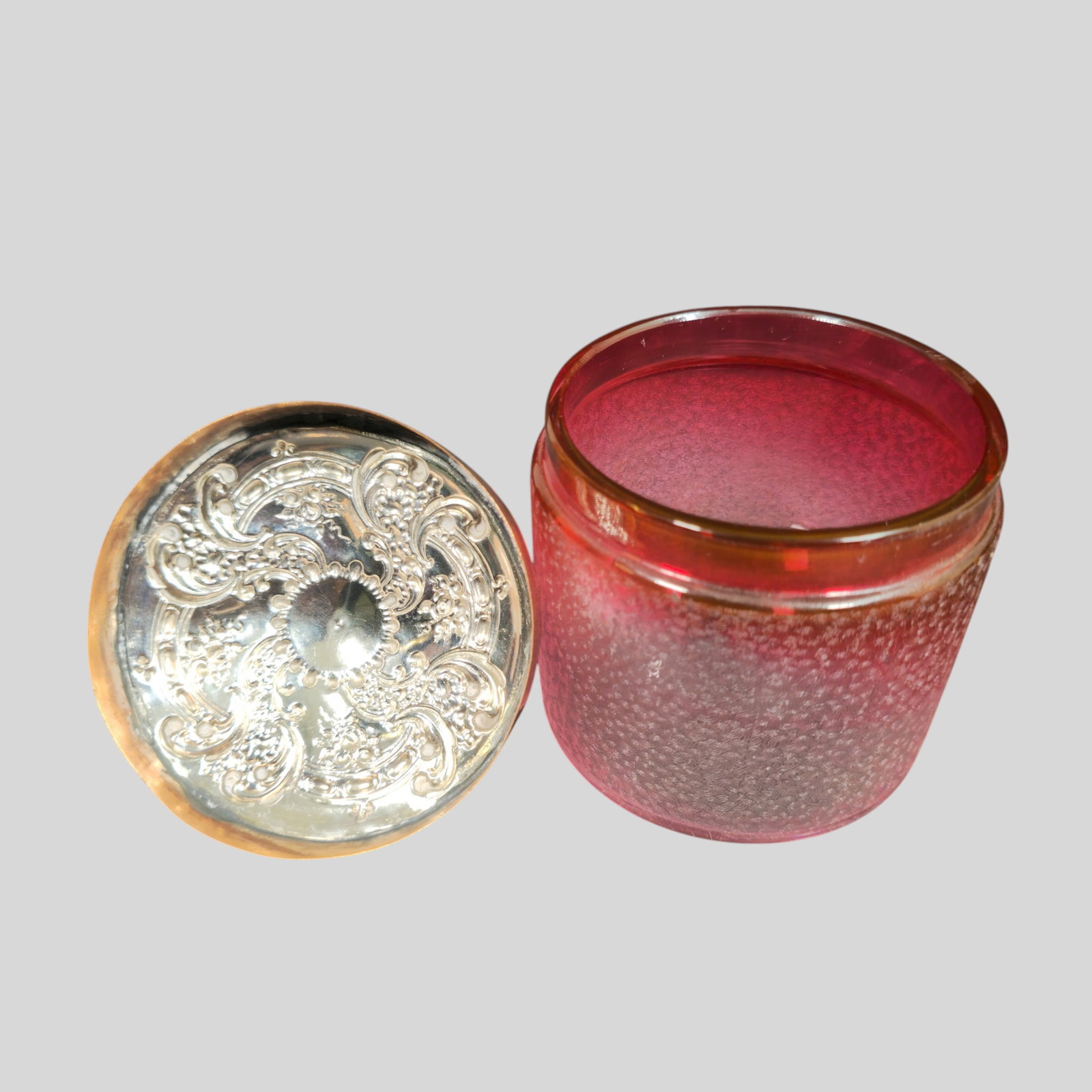 St. Louis Attribution Cranberry Vanity Set - 9