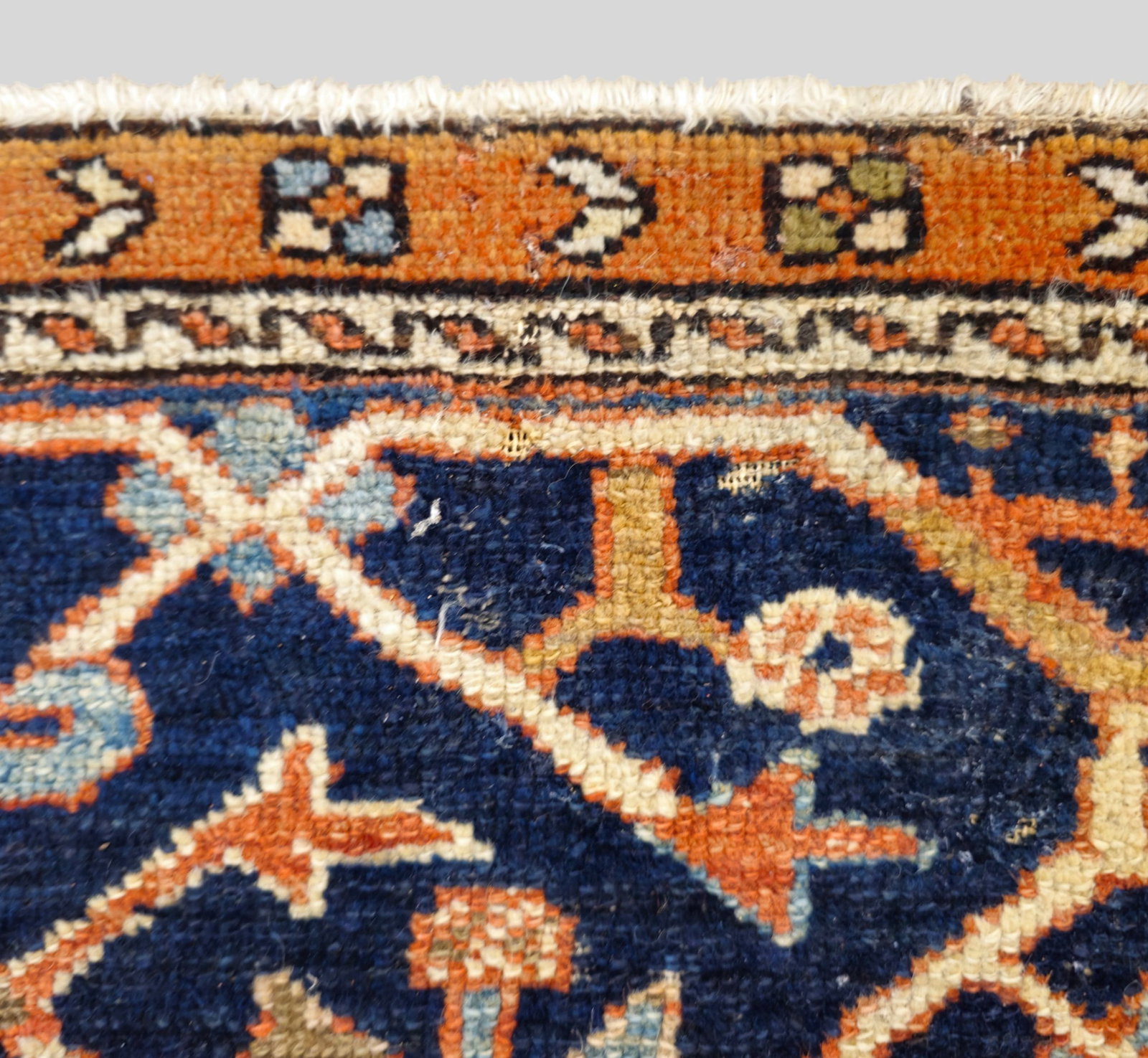 Heriz Area Rug - 12