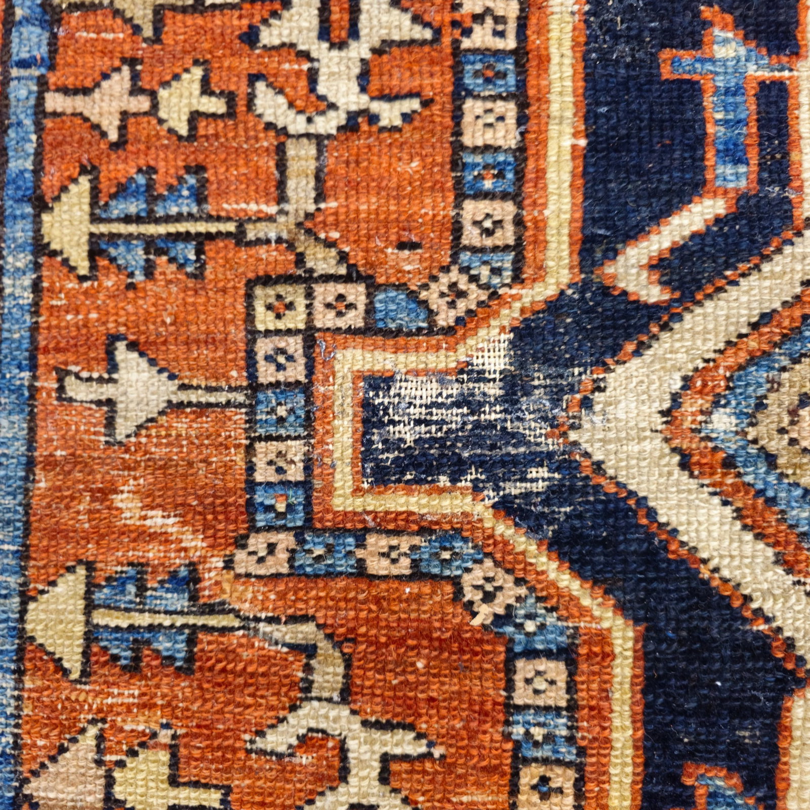 Heriz Area Rug - 9