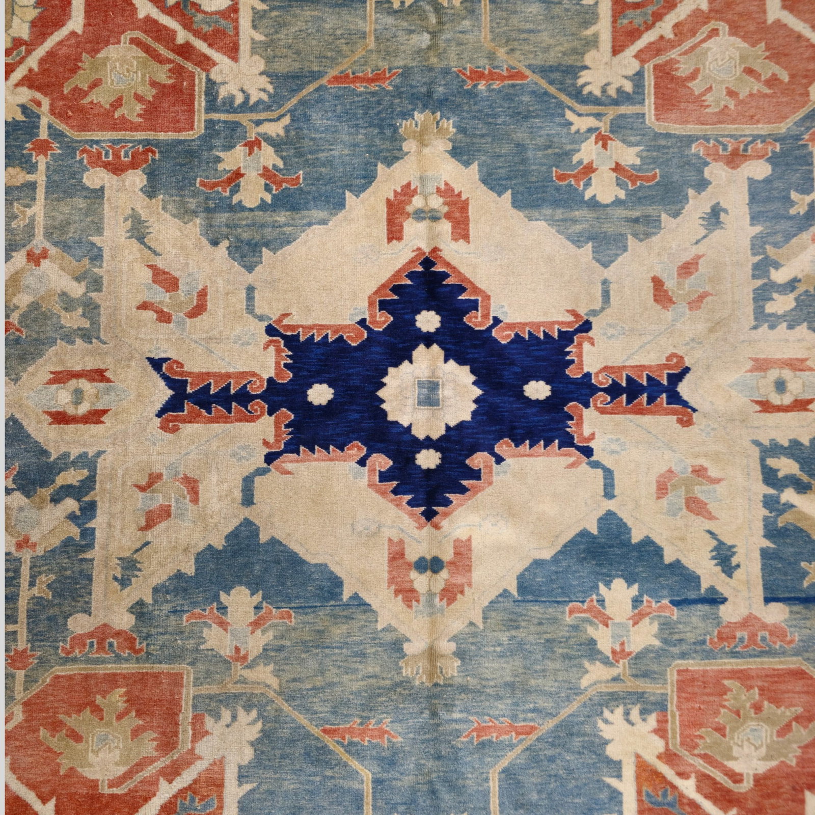 Contemporary Serapi Area Rug - 2