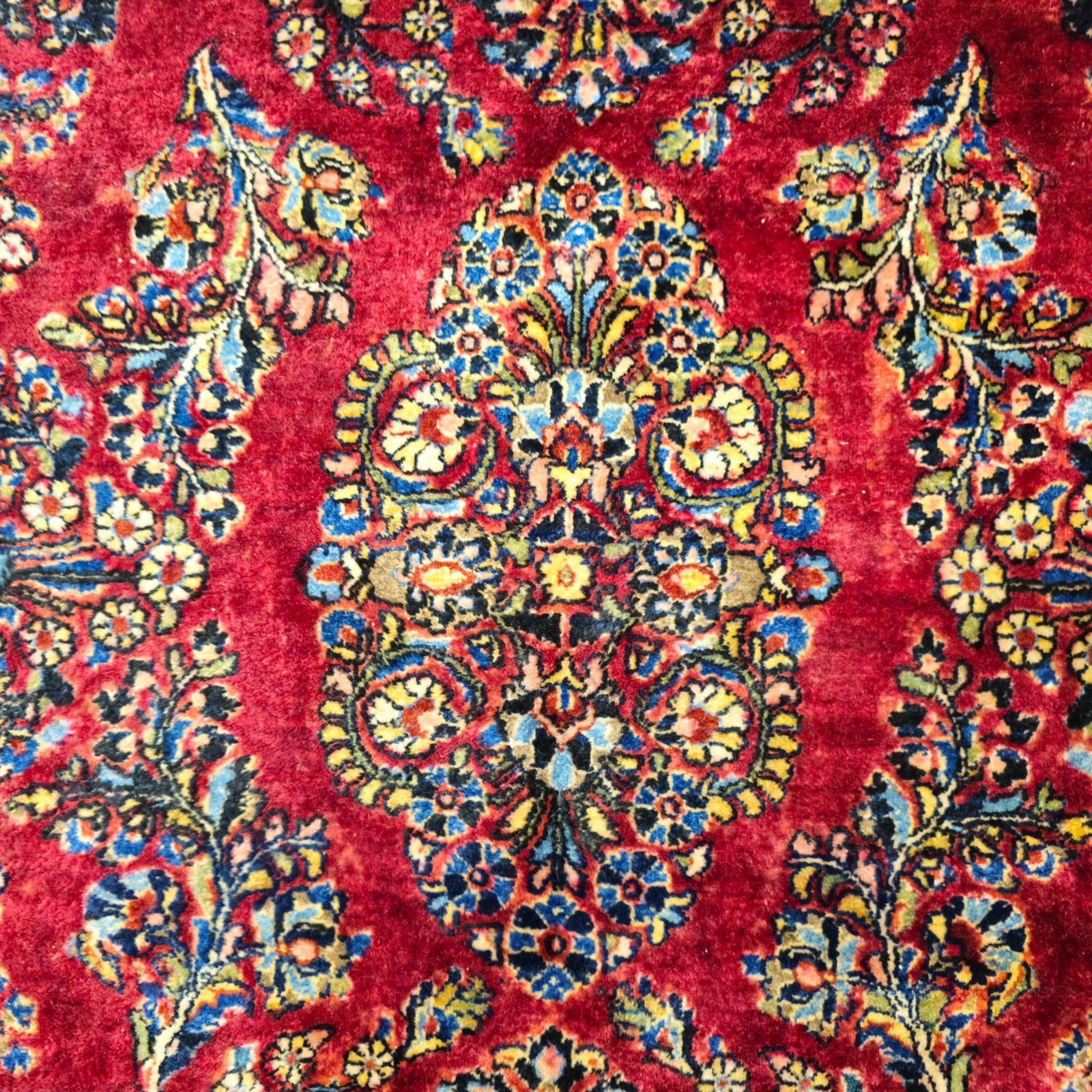 Sarouk Area Rug - 4