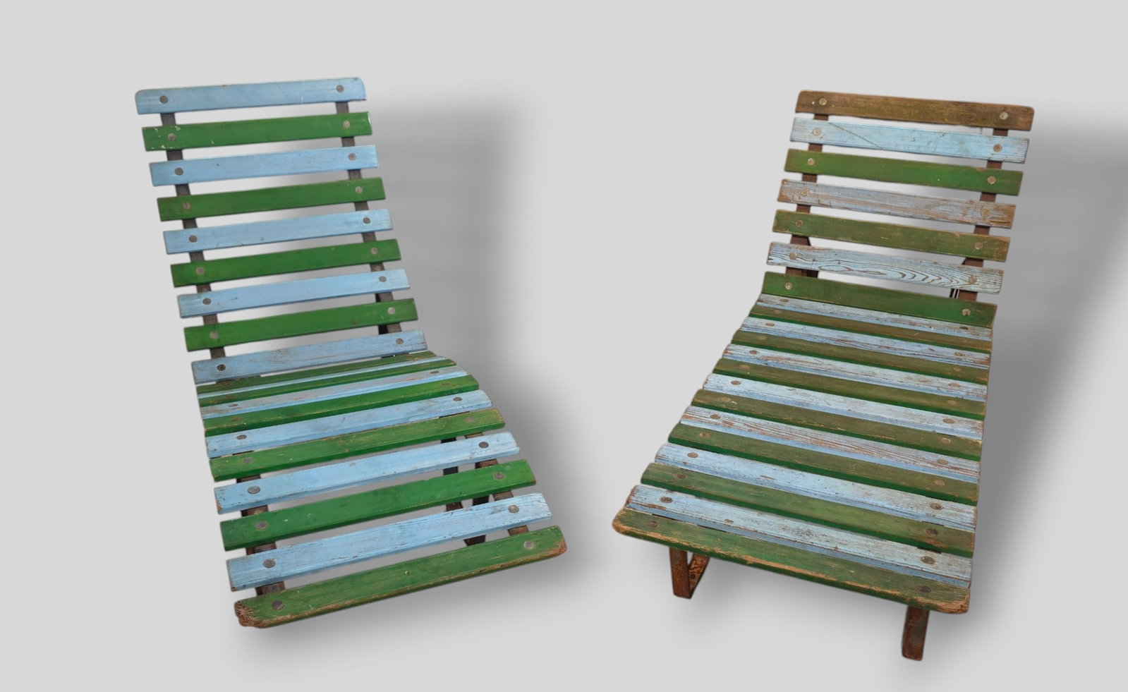 Sunnilane Stewart Industries MCM Chaise Lounges: Sunnilane Stewart Industries MCM Chaise Lounges. 2 lounges. USA, 1960s. Enameled steel, wood and lacquered wood. 24w x 60d x 35h. SH-13.5.