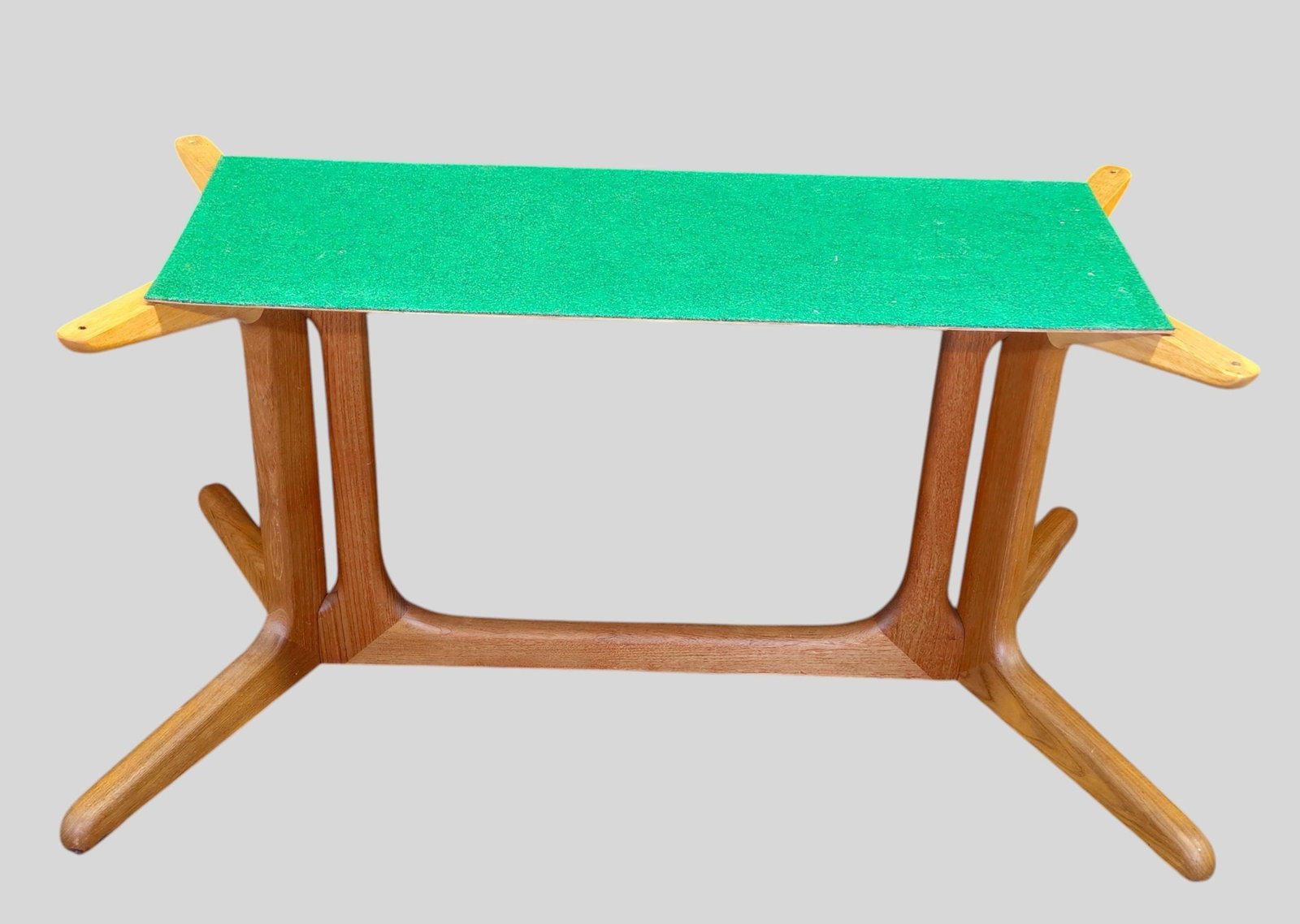 Benny Linden Dining Table - 20